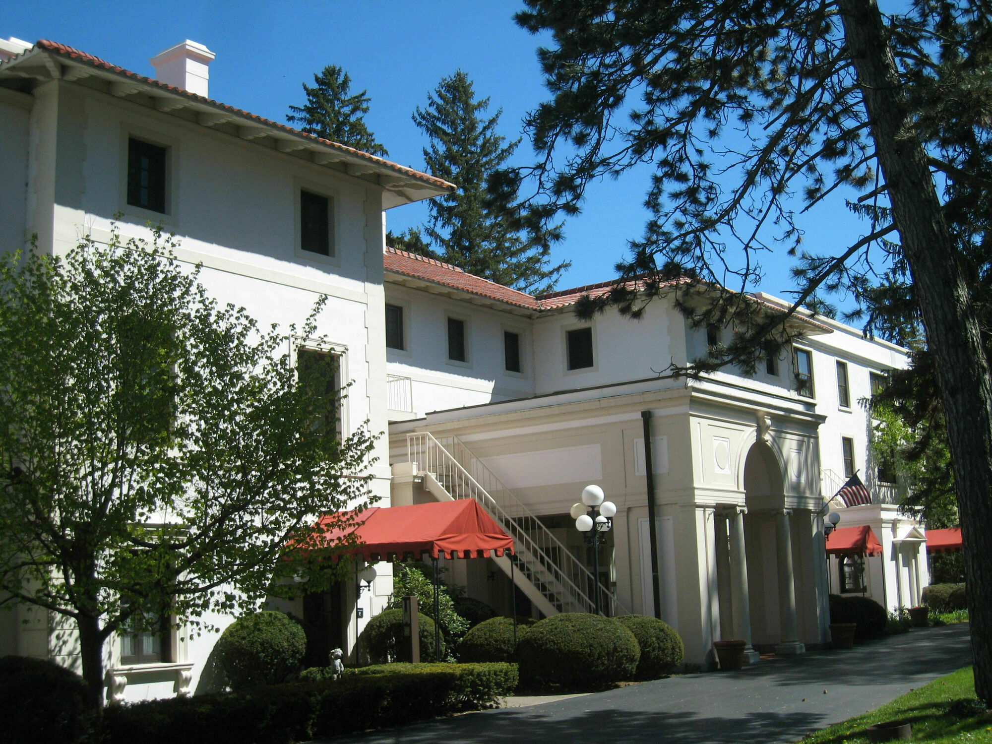 Geneva On The Lake Boutique Resort Hotel Exterior foto